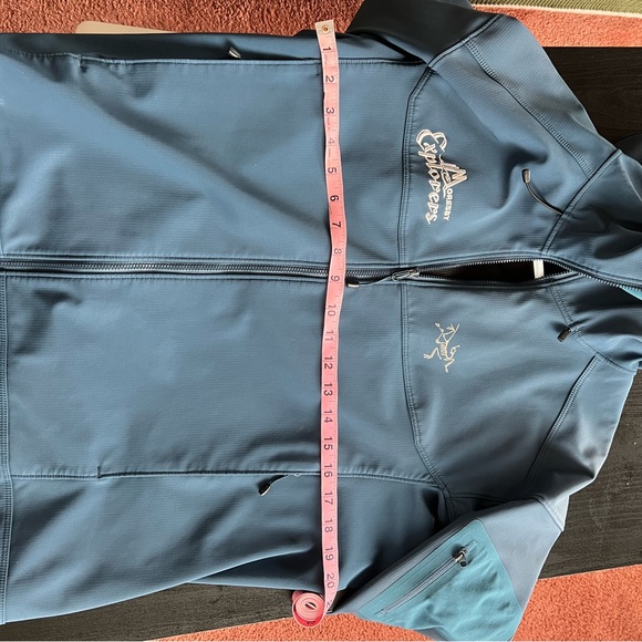 Arc’teryx Softshell Jacket - Picture 10 of 14